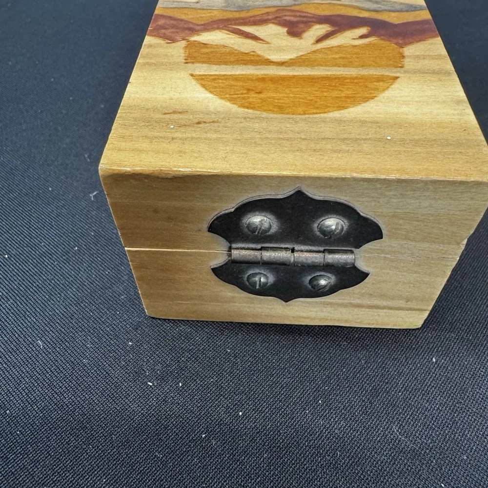 Small Vintage Wooden Box With Sun &‎ Mountain